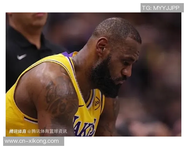 帕金斯指出詹姆斯身体信号显现伤病困扰已持续三年需考虑退役 帕金斯指出詹姆斯身体信号显现伤病困扰已持续三年需考虑退役