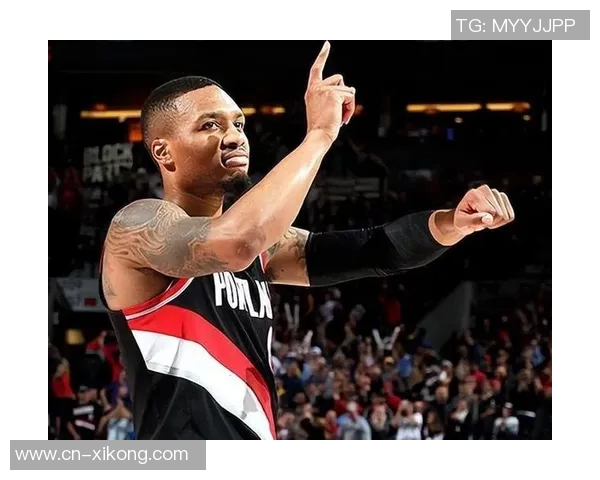 夸梅直言布朗尼不应模仿库里和利拉德的超远三分风格