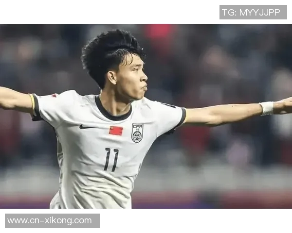 王钰栋精准传球助攻李新翔单刀机会可惜未能把握住 王钰栋精准传球助攻李新翔单刀机会可惜未能把握住