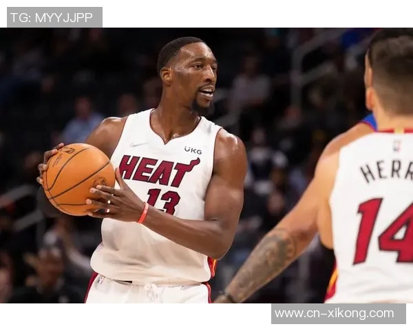 热火队阿德巴约因左脚受伤提前离场本场比赛能否复出尚未确定