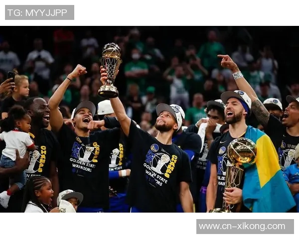 小佩顿强调年轻球员的重要性以减轻老将压力并提升球队整体实力