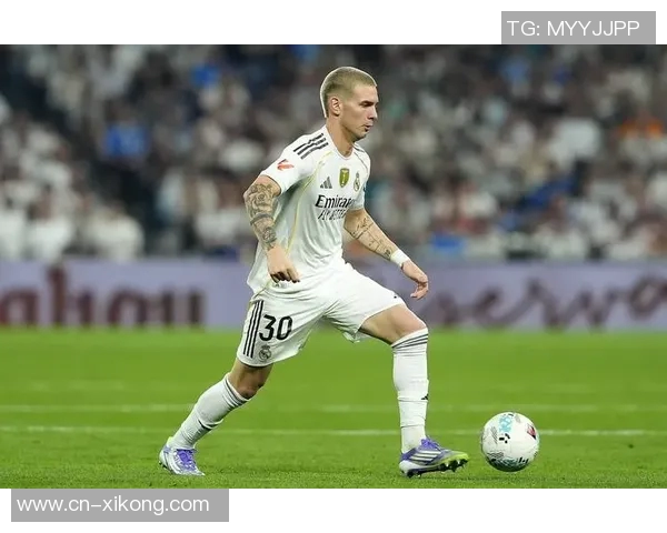 前球探揭秘马斯坦托诺转会内幕马竞几乎已与其达成协议 前球探揭秘马斯坦托诺转会内幕马竞几乎已与其达成协议