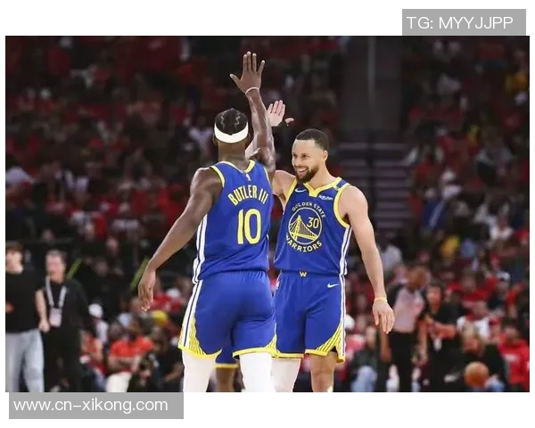 库里谈巴特勒罚球失误表示不置可否引发热议 库里谈巴特勒罚球失误表示不置可否引发热议