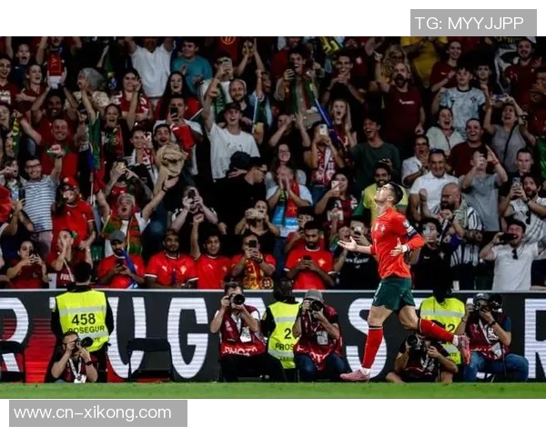 C罗再创辉煌梅开二度世预赛进球数达41生涯总进球数升至948