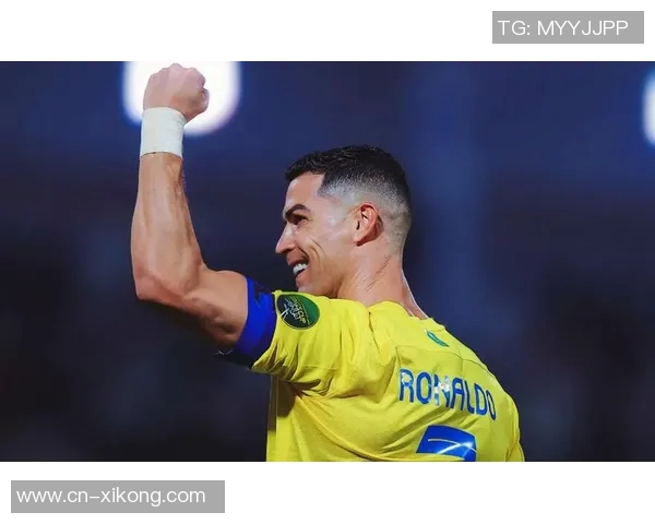 切费林盛赞C罗称其为历史最佳球员之一绝对名列前三位 切费林盛赞C罗称其为历史最佳球员之一绝对名列前三位