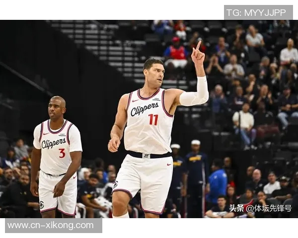 快船高管回应签保罗决定强调球队对其人品的重视与期待